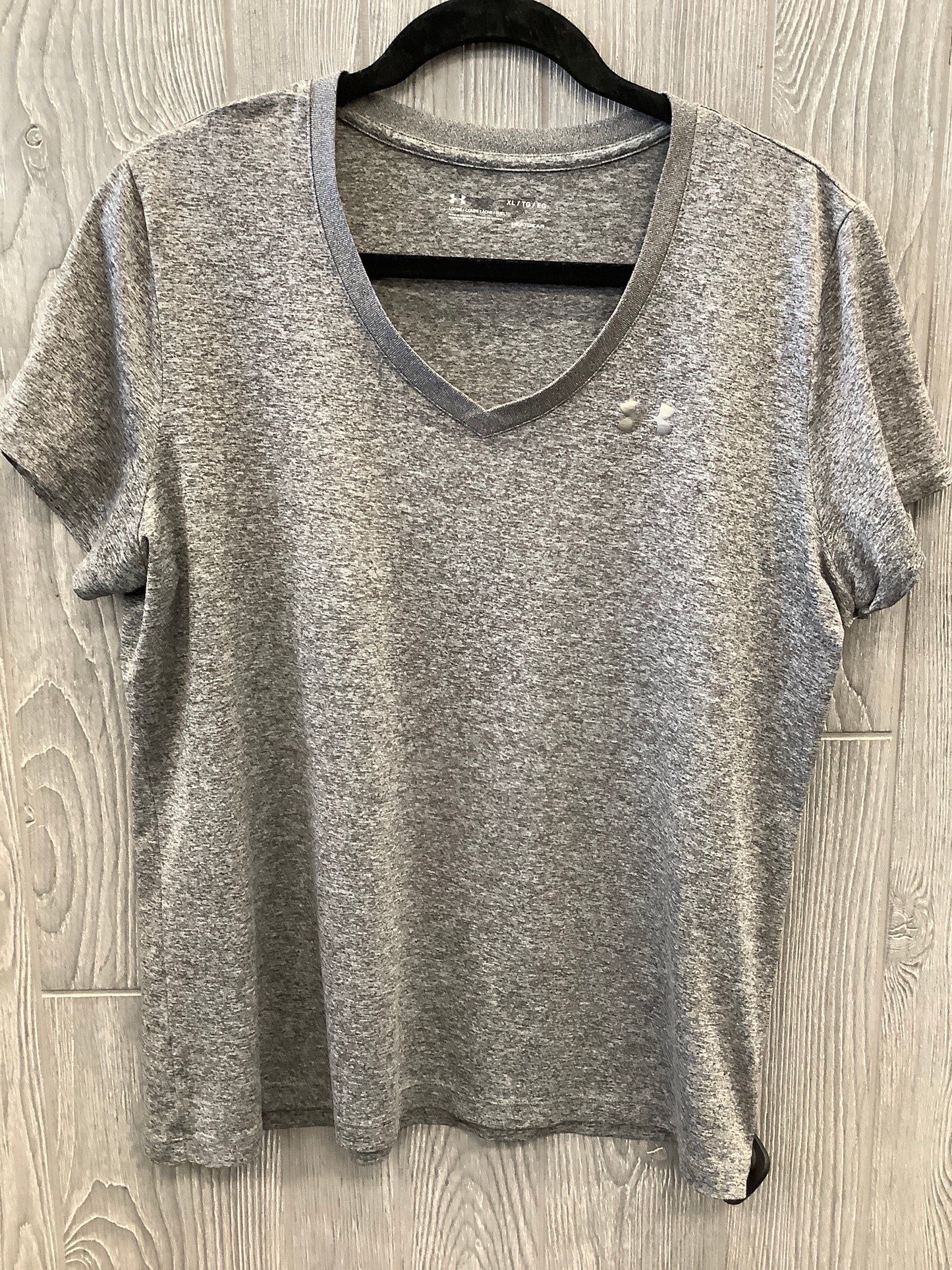 Athletic Top Short Sleeve By Under Armour In Grey, Size: Xl