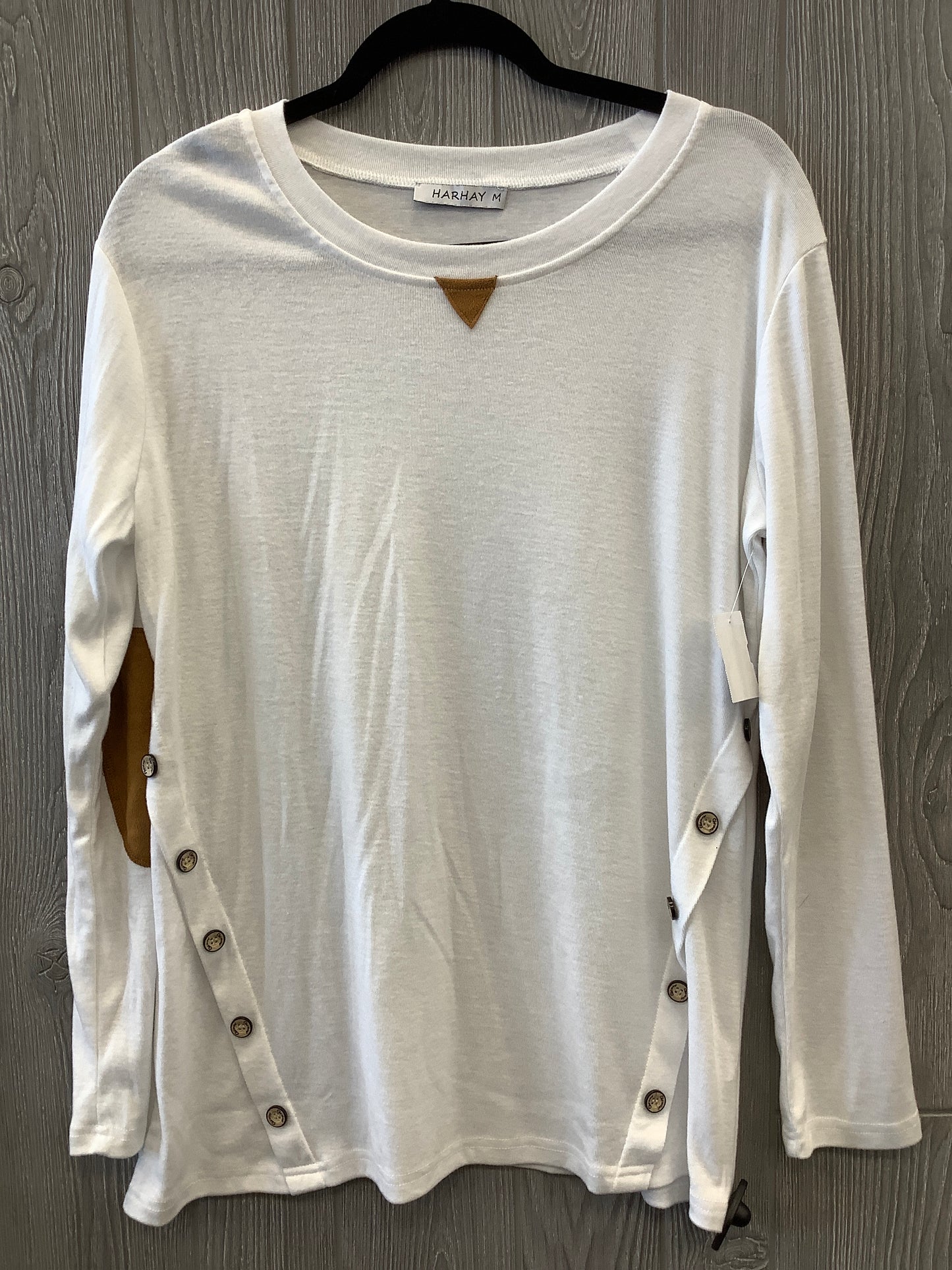 Top Long Sleeve By Clothes Mentor In White, Size: M