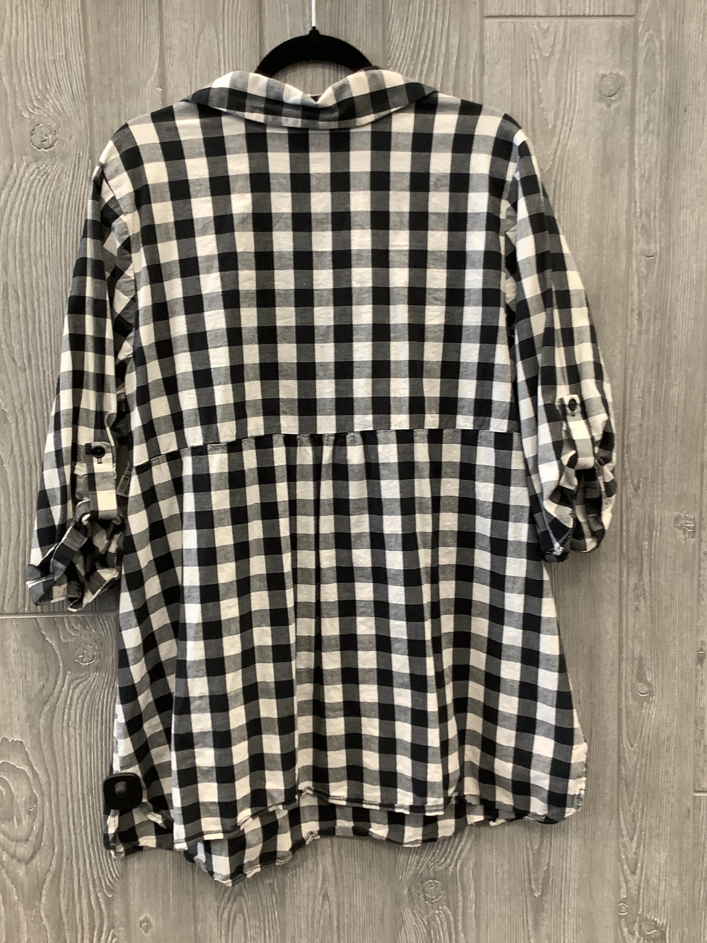 Top 3/4 Sleeve By Lane Bryant In Plaid Pattern, Size: 3x