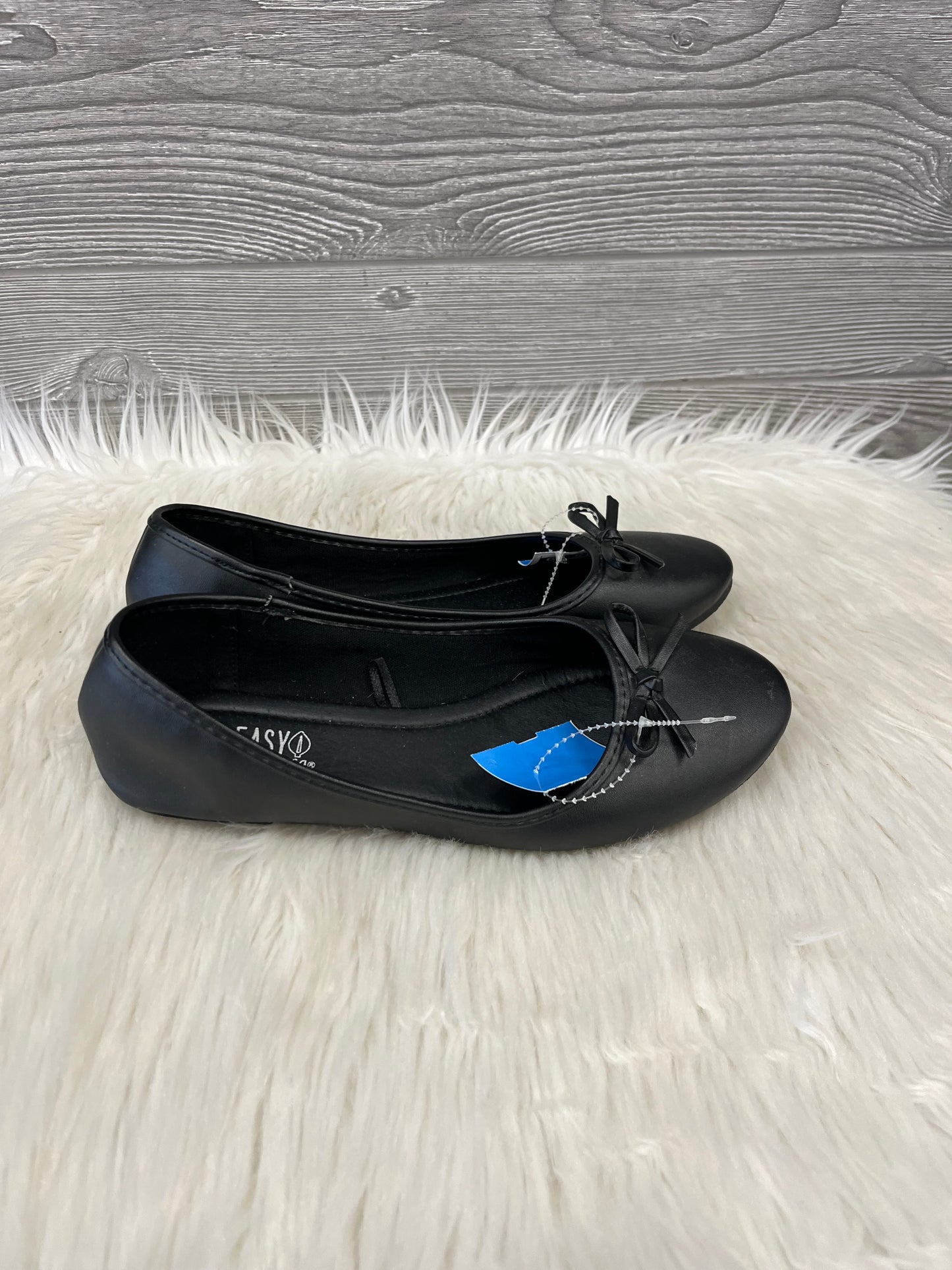 Shoes Flats By Clothes Mentor In Black, Size: 9