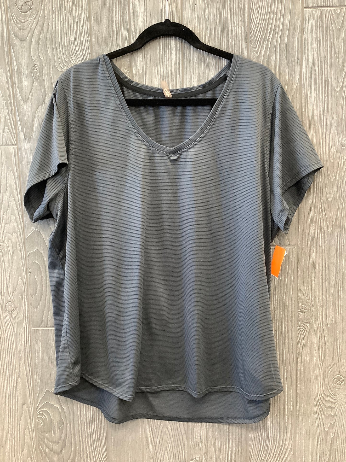 Athletic Top Short Sleeve By Mta Pro In Grey, Size: 3x