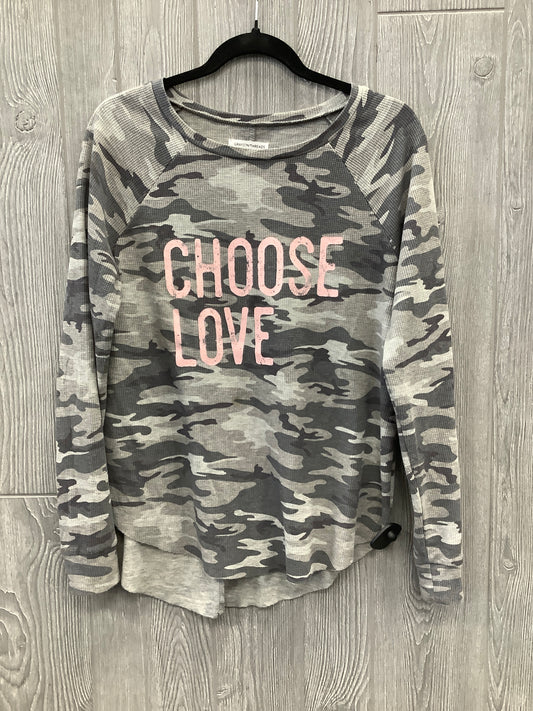 Top Long Sleeve By Grayson Threads In Camouflage Print, Size: M