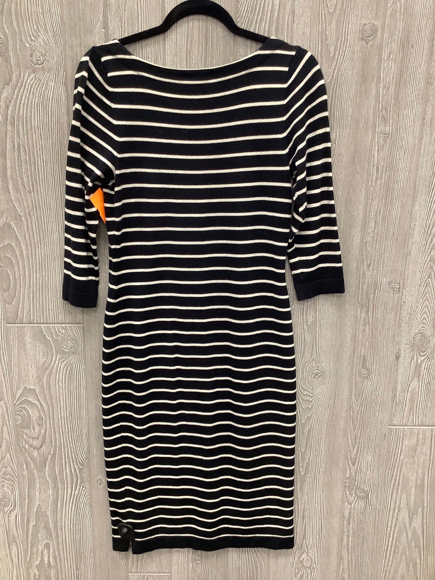 Dress Casual Midi By Clothes Mentor In Striped Pattern, Size: M