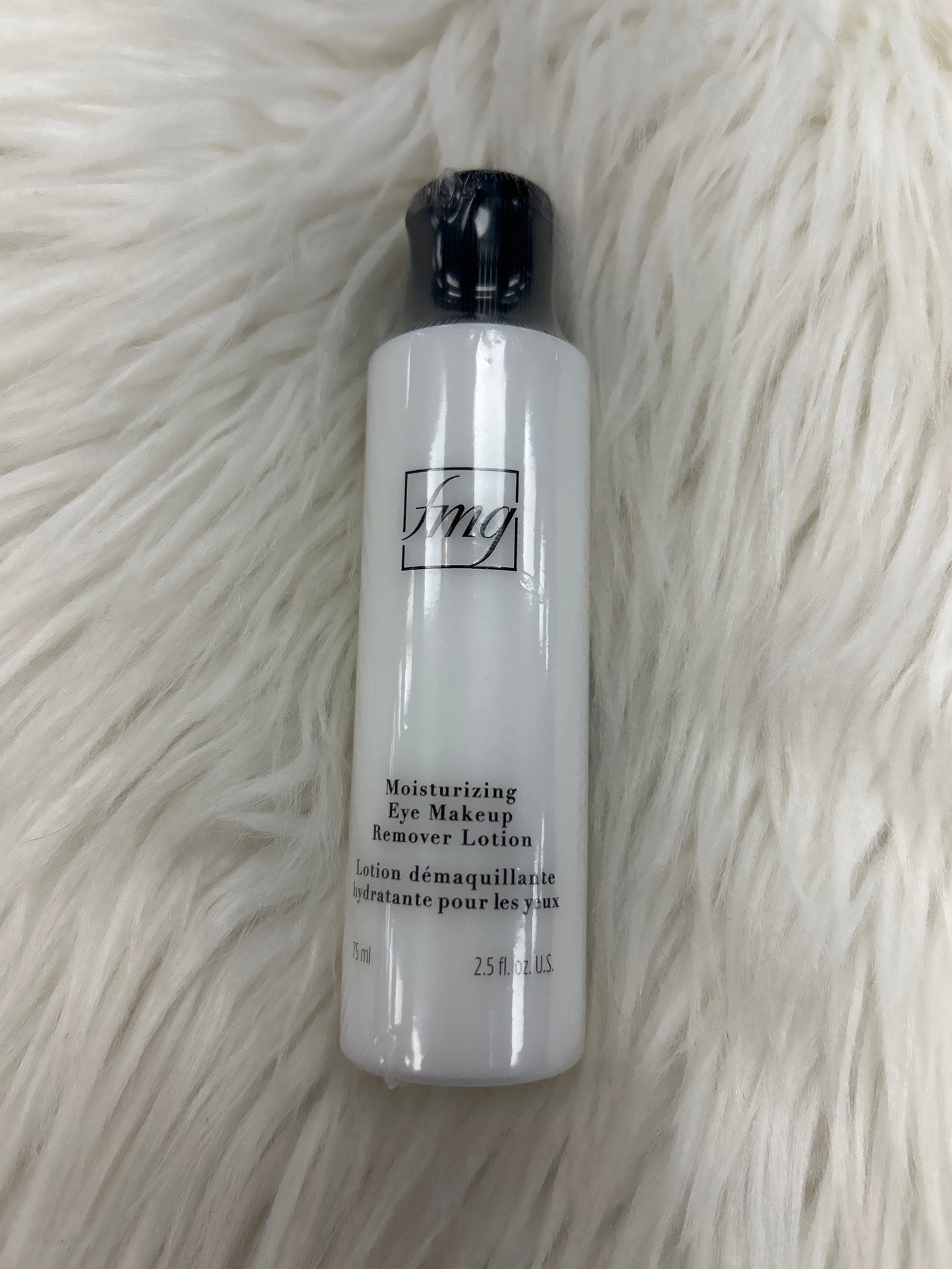 Accessory Label By Avon, Size: Small