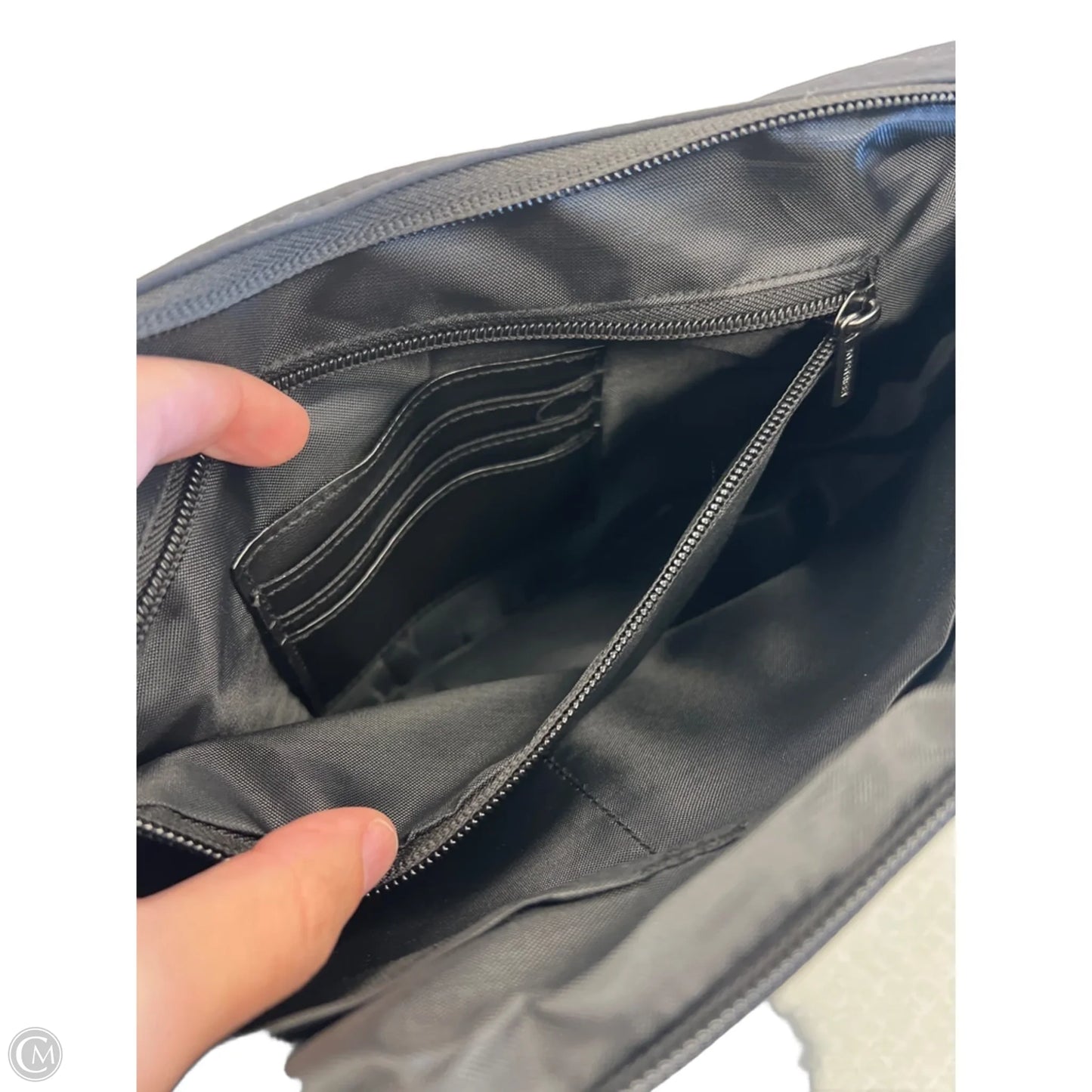 Crossbody By Clothes Mentor, Size: Medium