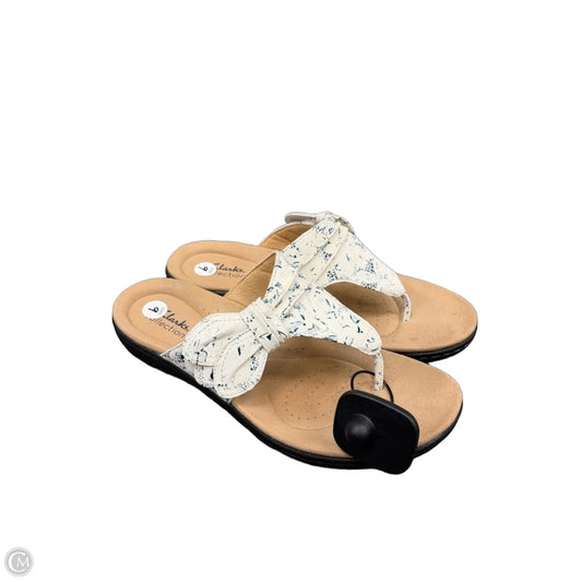 Sandals Flats By Clarks In White, Size: 9