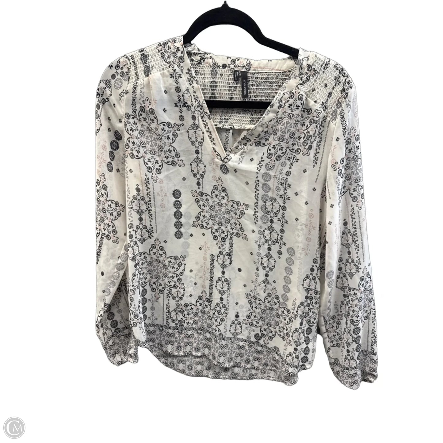 Top Long Sleeve By Maurices In Cream, Size: S