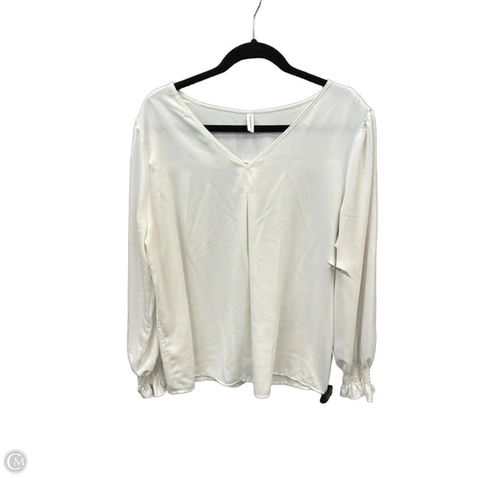 Top Long Sleeve By Clothes Mentor In White, Size: Xl