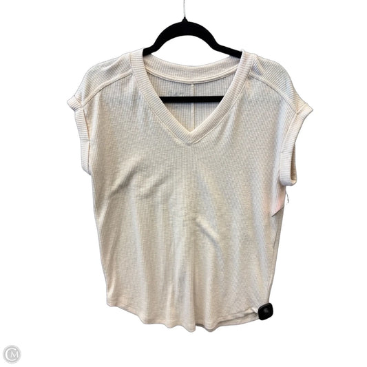 Top Short Sleeve By Maurices In Cream, Size: Xs