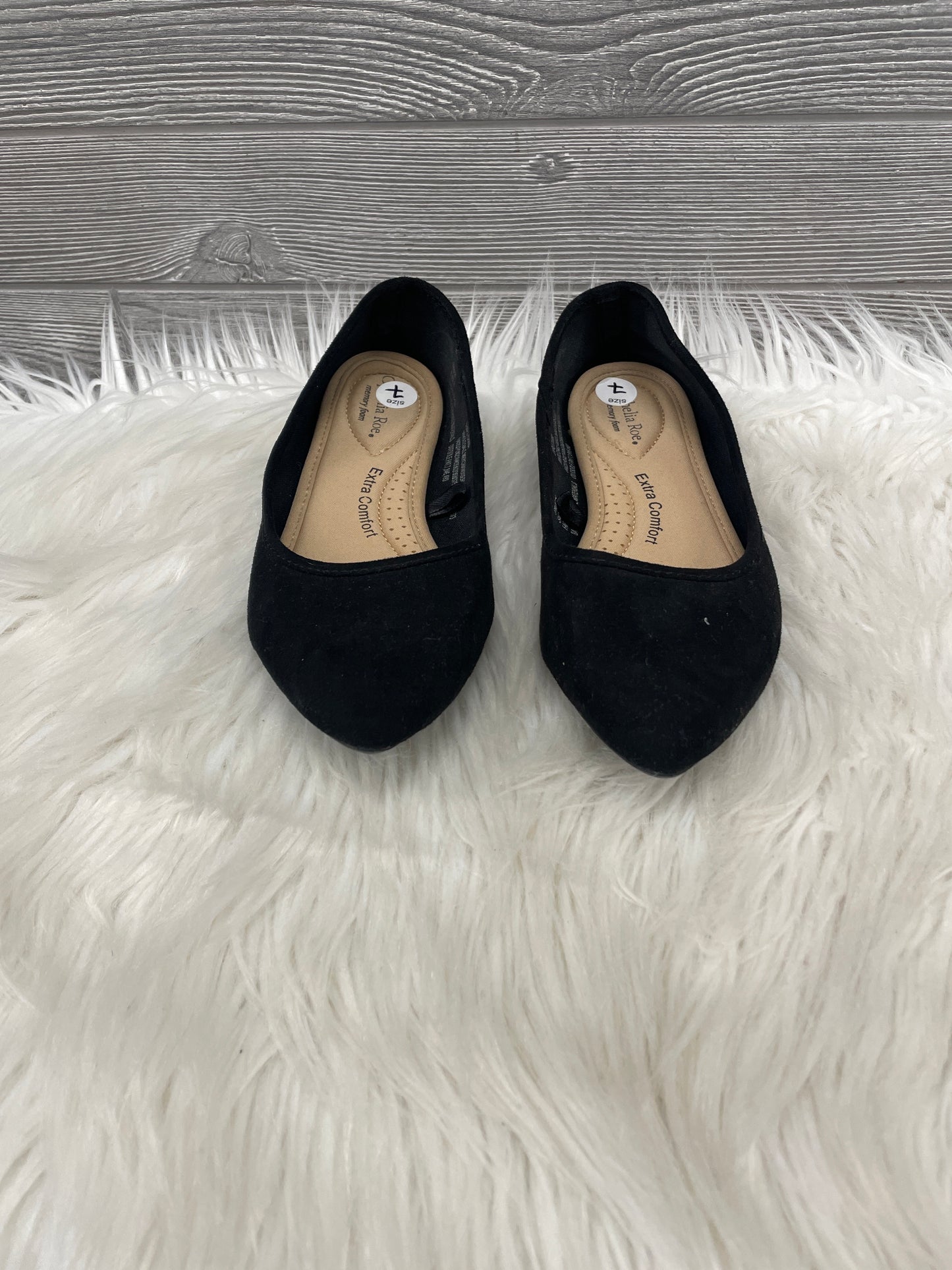 Shoes Flats By Ophelia Roe In Black, Size: 7