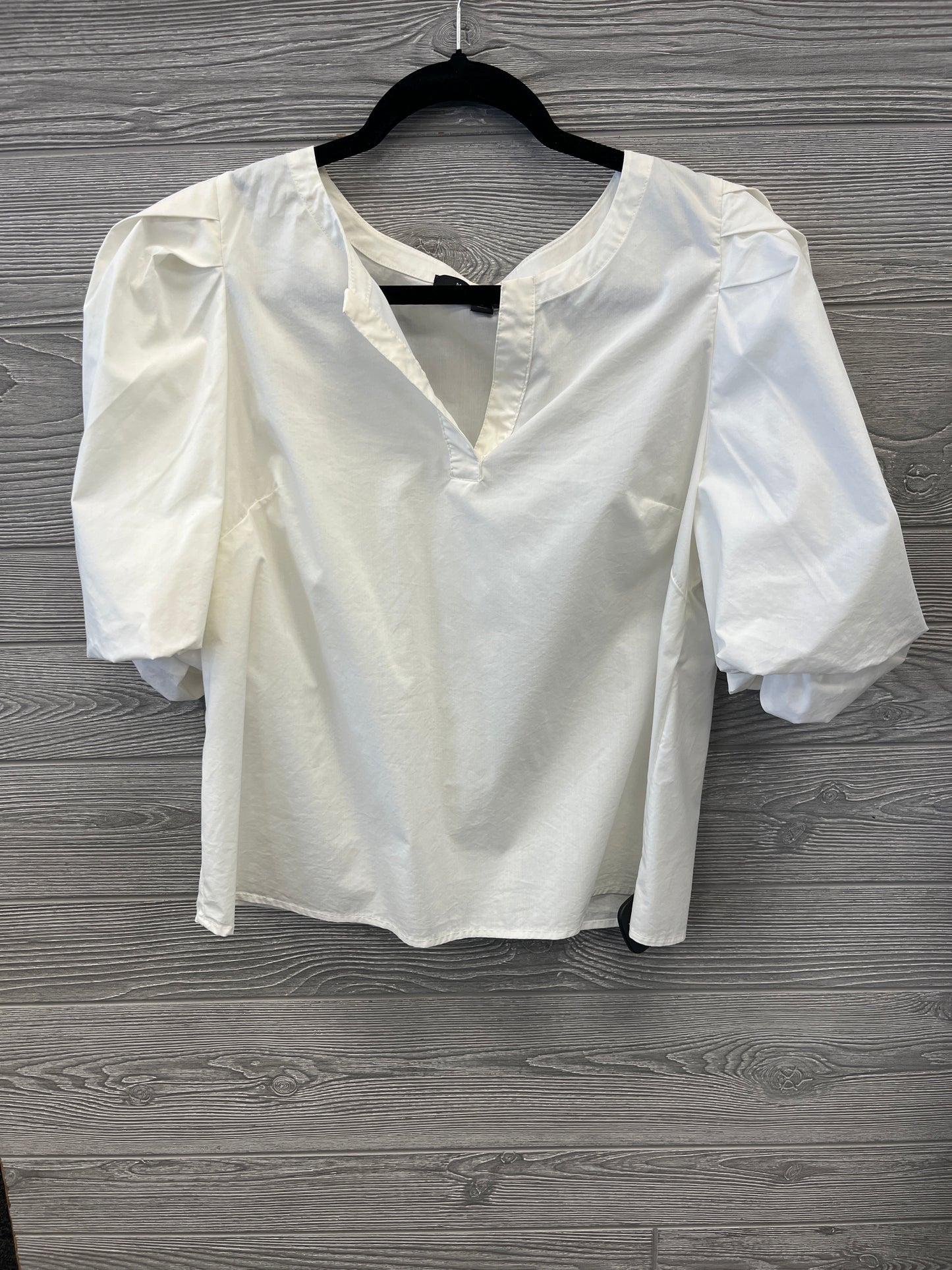 Top Short Sleeve By Marc New York In White, Size: M