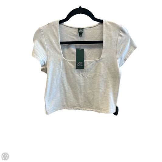 Top Short Sleeve By Wild Fable In Grey, Size: L