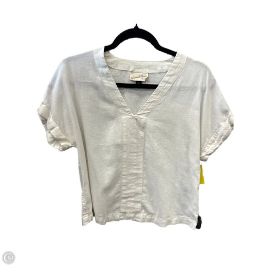 Top Short Sleeve By Universal Thread In White, Size: Xs