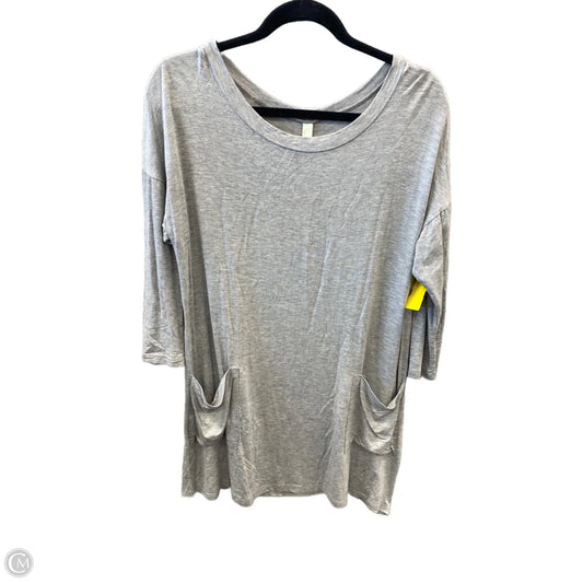Tunic Long Sleeve By Emerald Fashion In Grey, Size: L