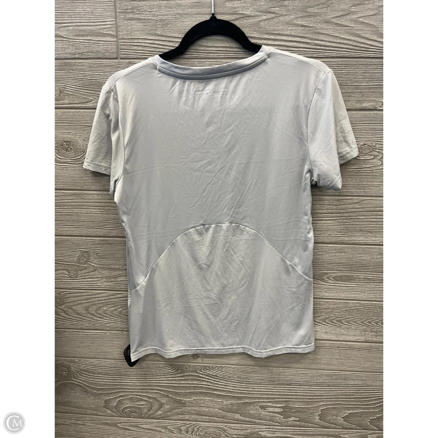 Athletic Top Short Sleeve By Under Armour In Grey, Size: S