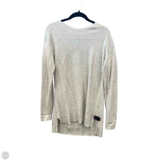 Top Long Sleeve By Elle In Grey, Size: M