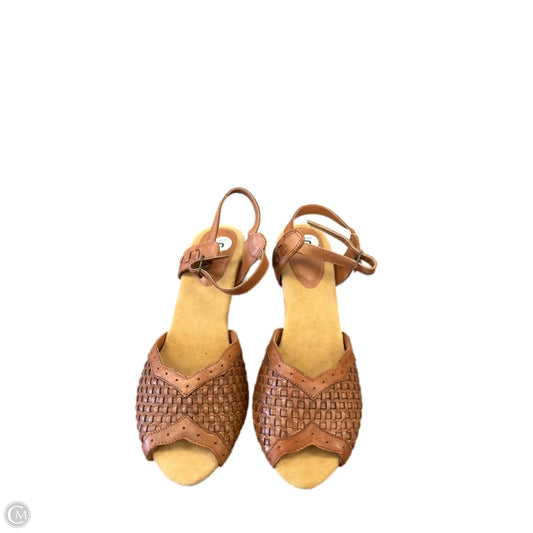 Shoes Heels Block By Clothes Mentor In Brown, Size: 7