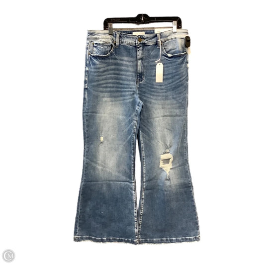 Jeans Flared By Clothes Mentor In Blue Denim, Size: 16