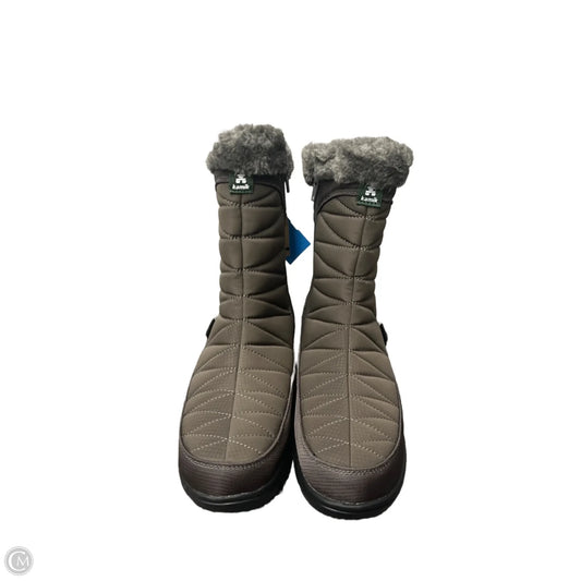 Boots Snow By Kamik In Green, Size: 7
