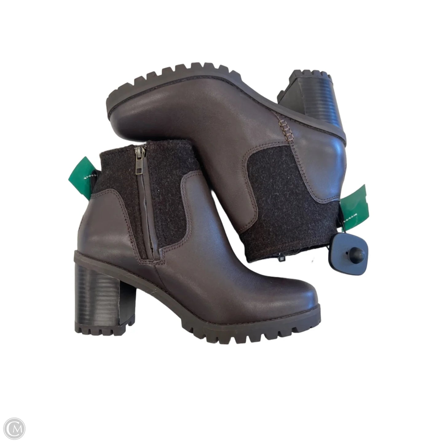 Boots Designer By Ugg In Brown, Size: 9