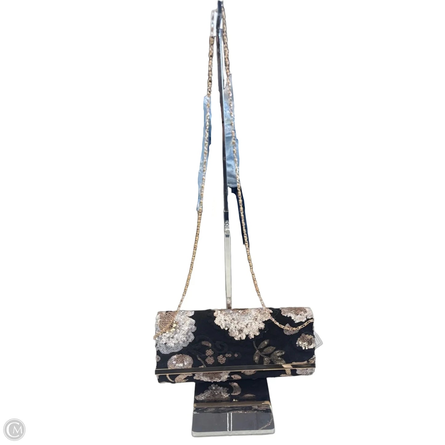 Crossbody By Clothes Mentor, Size: Medium