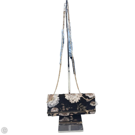 Crossbody By Clothes Mentor, Size: Medium