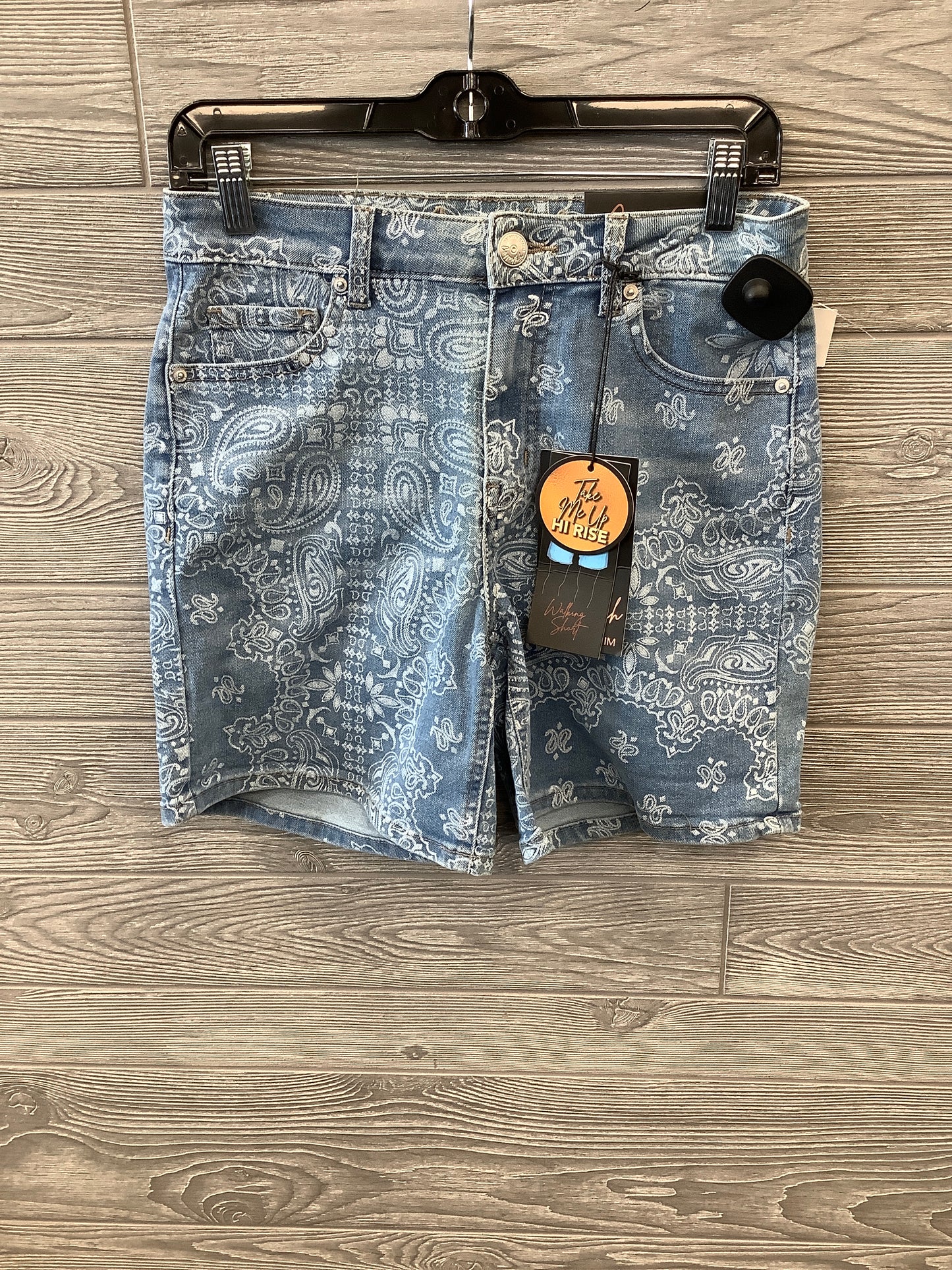 Blue Denim Shorts Clothes Mentor, Size 6