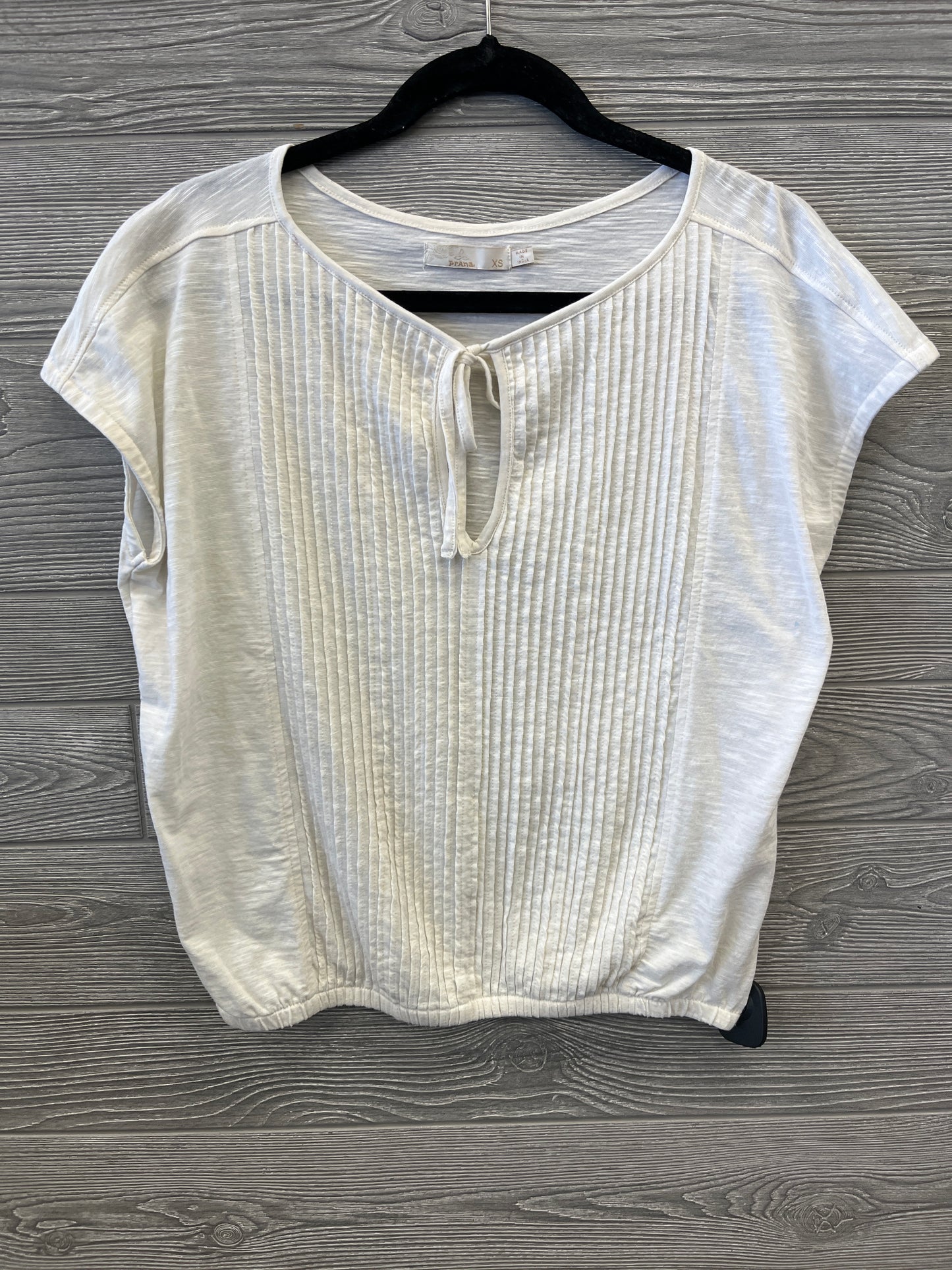 Top Short Sleeve By Prana In Cream, Size: Xs