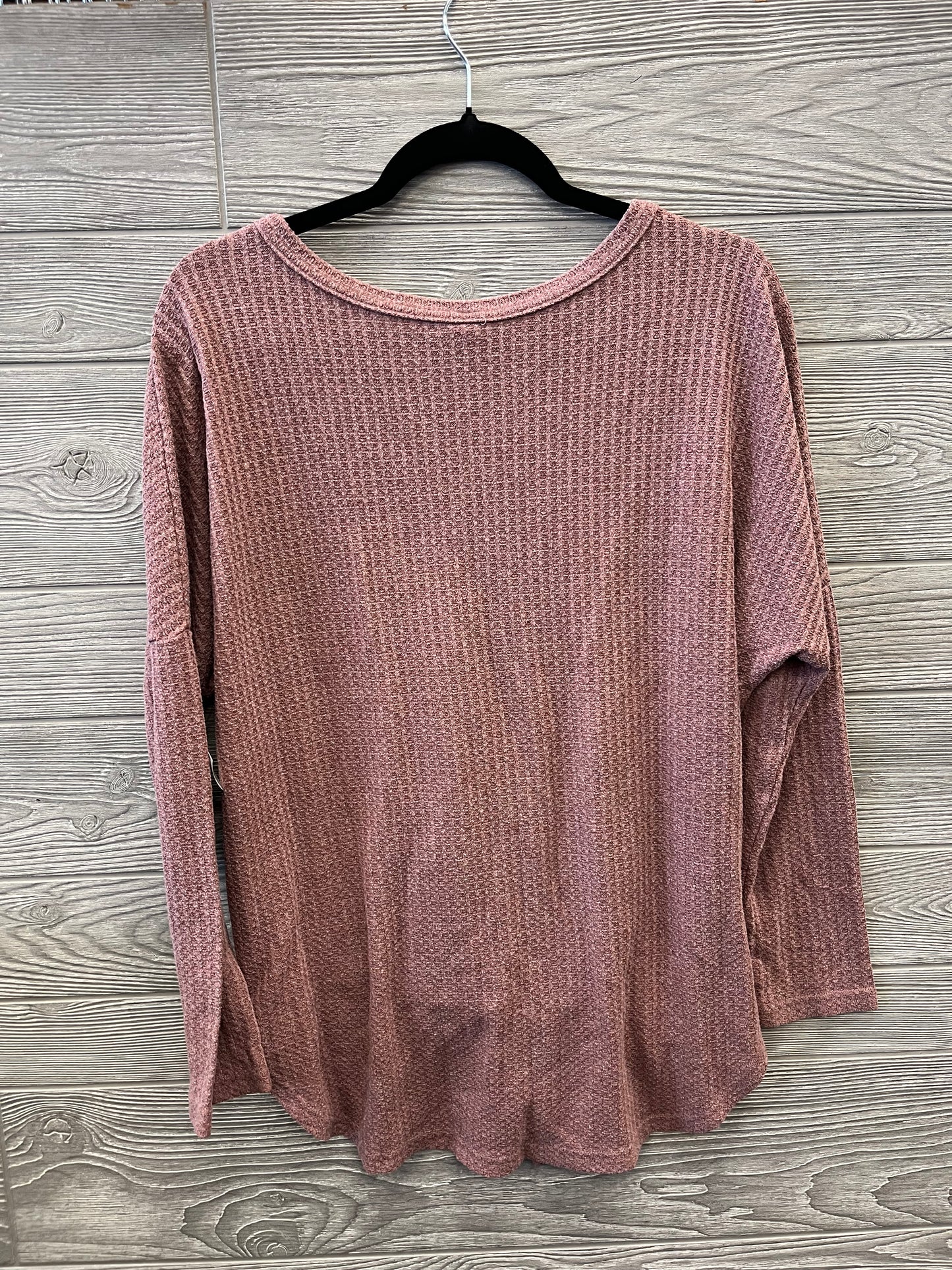 Top Long Sleeve By Clothes Mentor In Mauve, Size: M