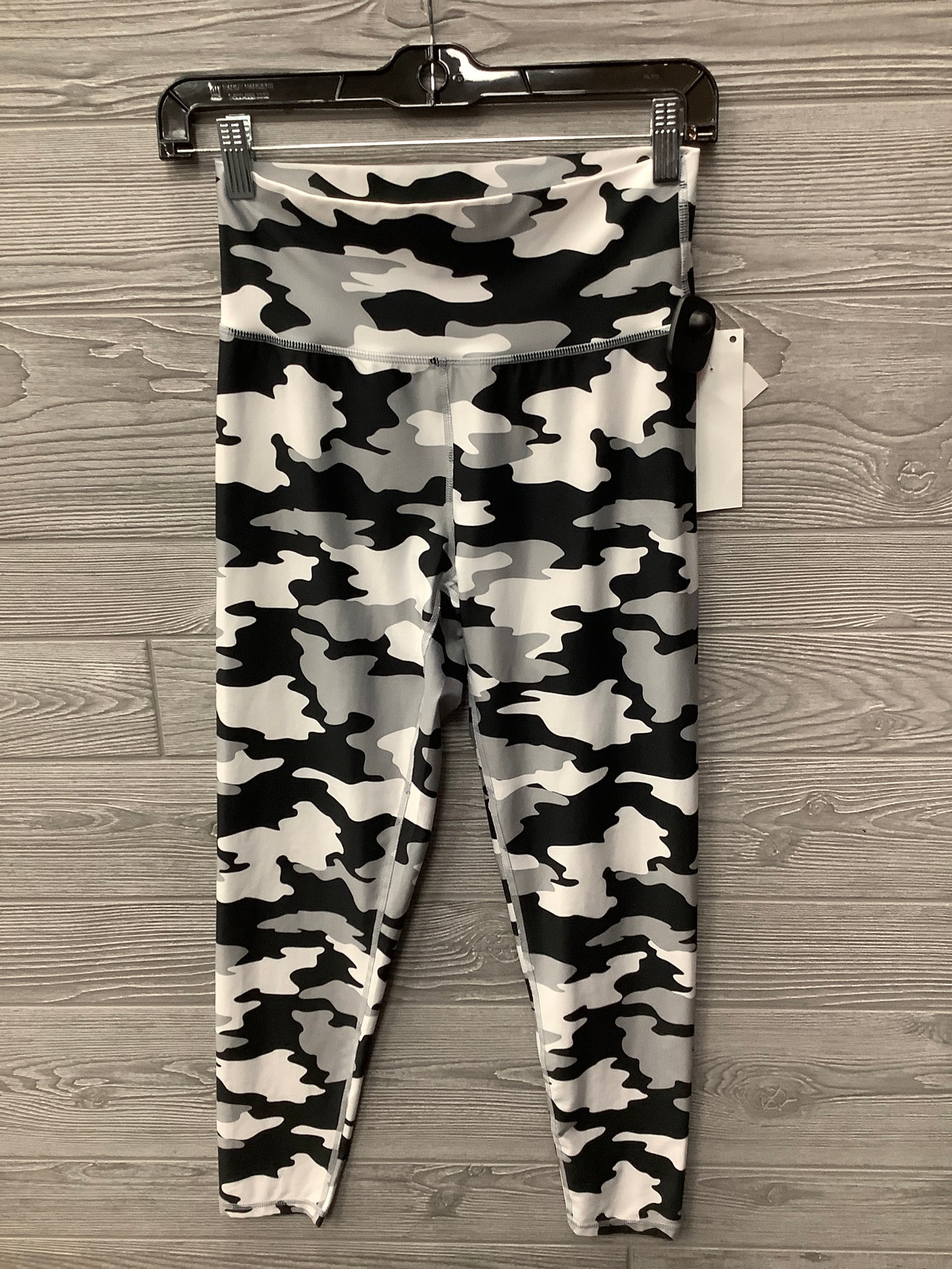 Athletic Leggings By Kyodan In Camouflage Print, Size: Petite   S