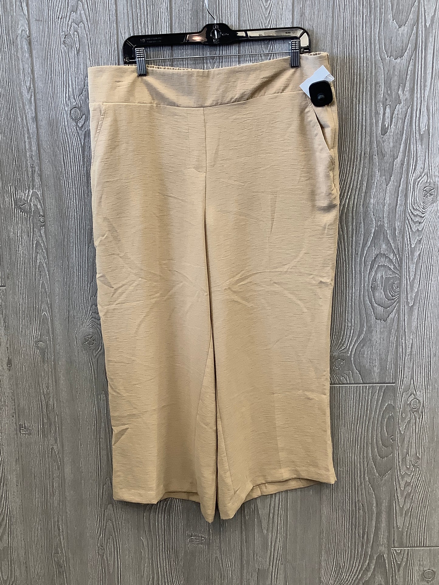 Pants Cropped By Nine West In Tan, Size: 16