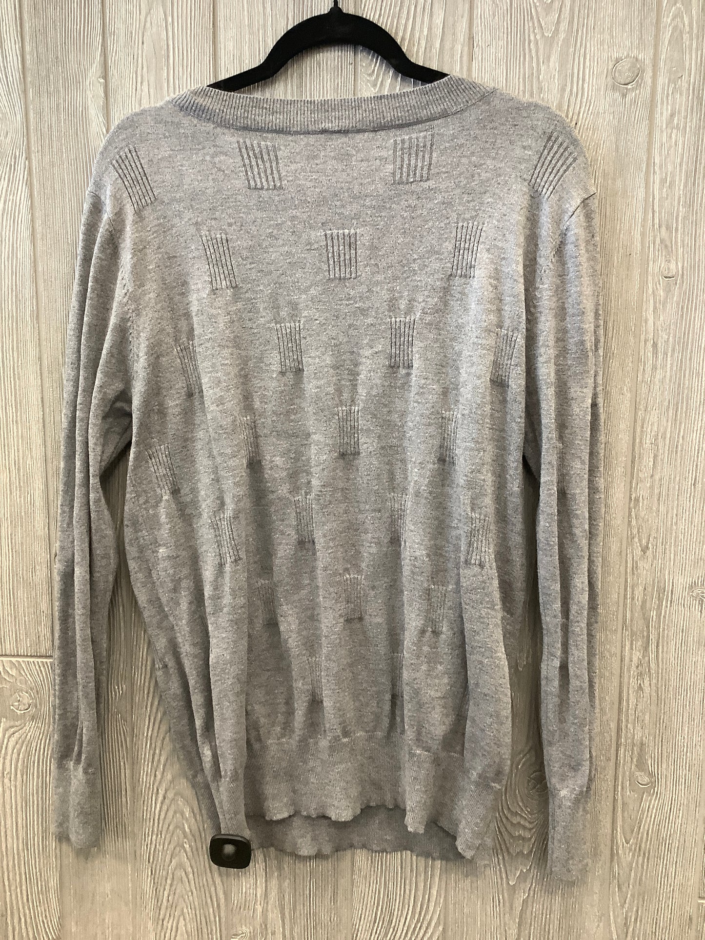 Top Long Sleeve By Clothes Mentor In Grey, Size: Xl