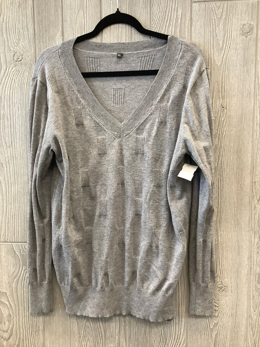 Top Long Sleeve By Clothes Mentor In Grey, Size: Xl