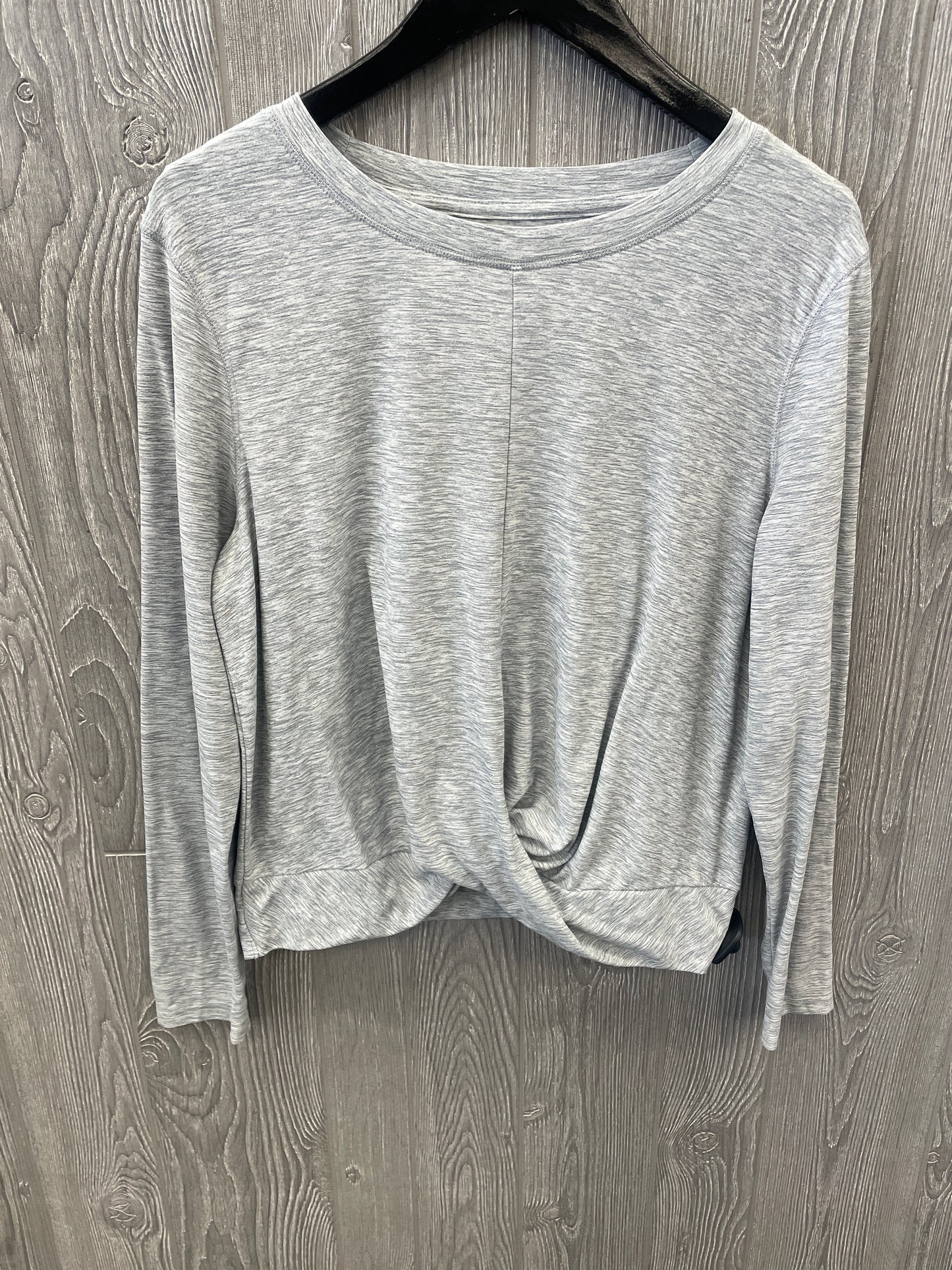 Athletic Top Long Sleeve Crewneck By Old Navy In Grey, Size: Xl