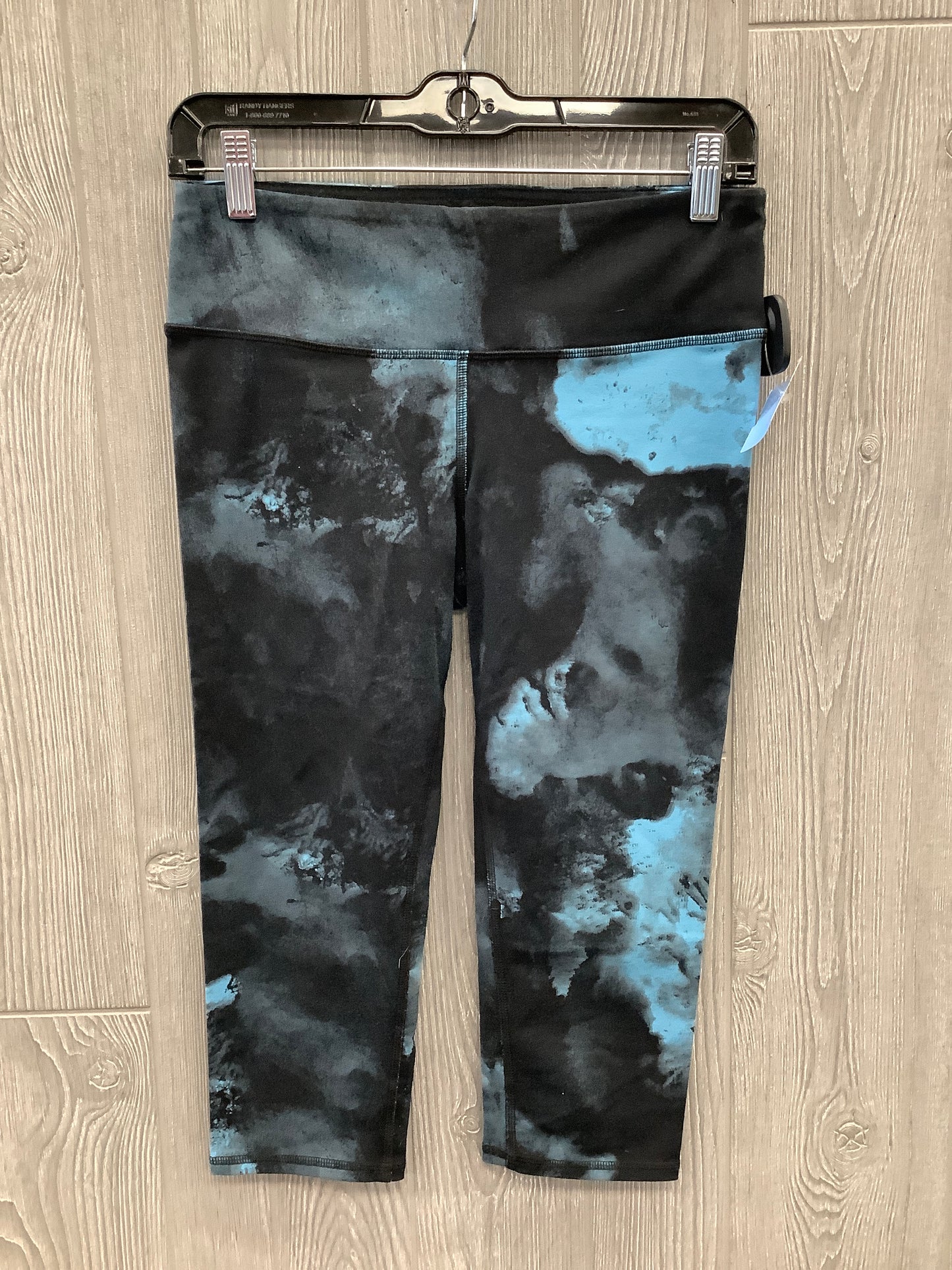 Athletic Capris By Alo In Black & Blue, Size: S