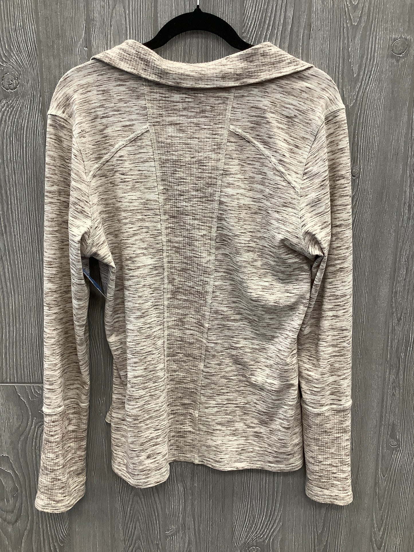 Top Long Sleeve By Doe & Rae In Tan, Size: L