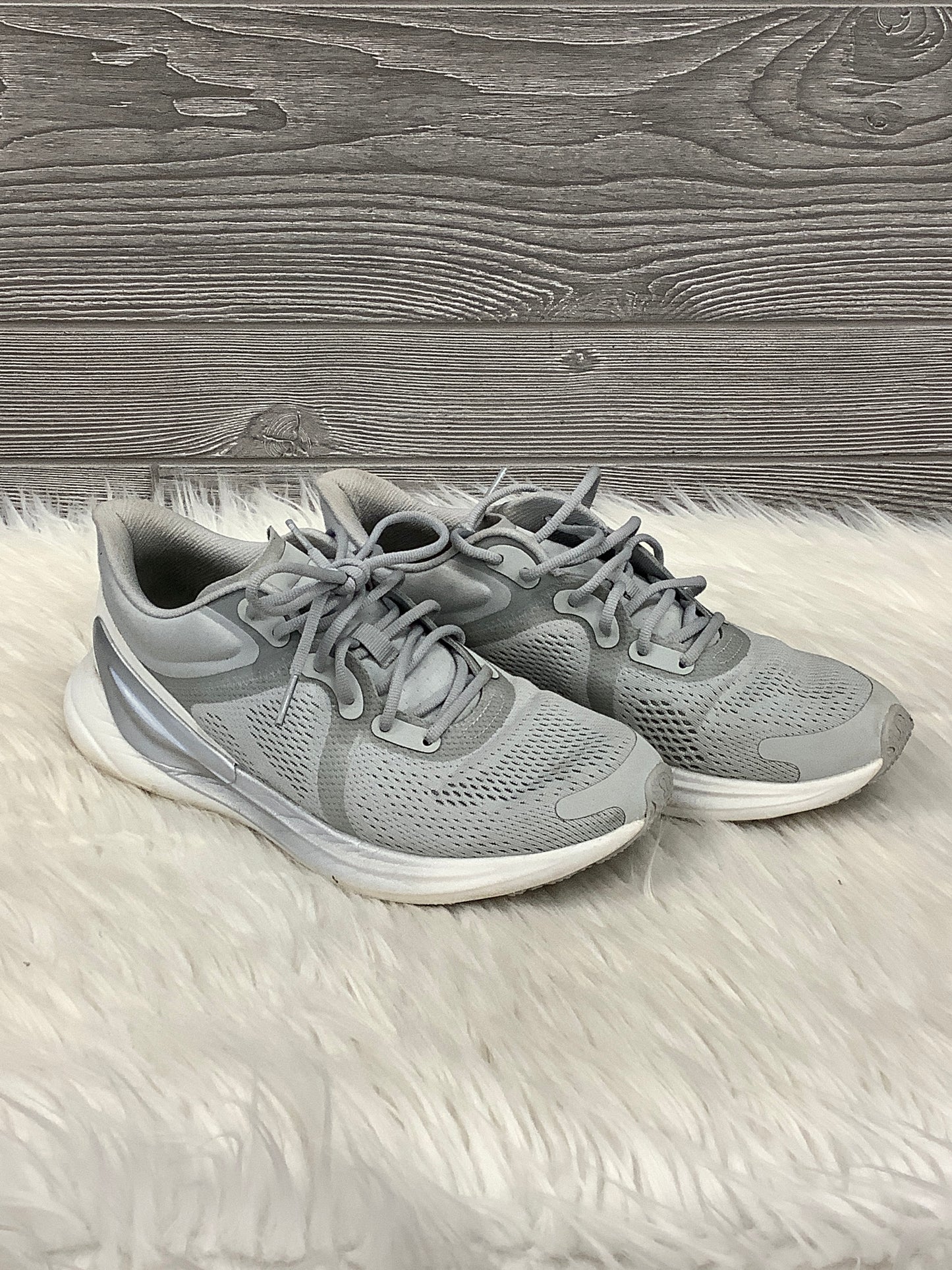 Shoes Athletic By Lululemon In Silver, Size: 7.5