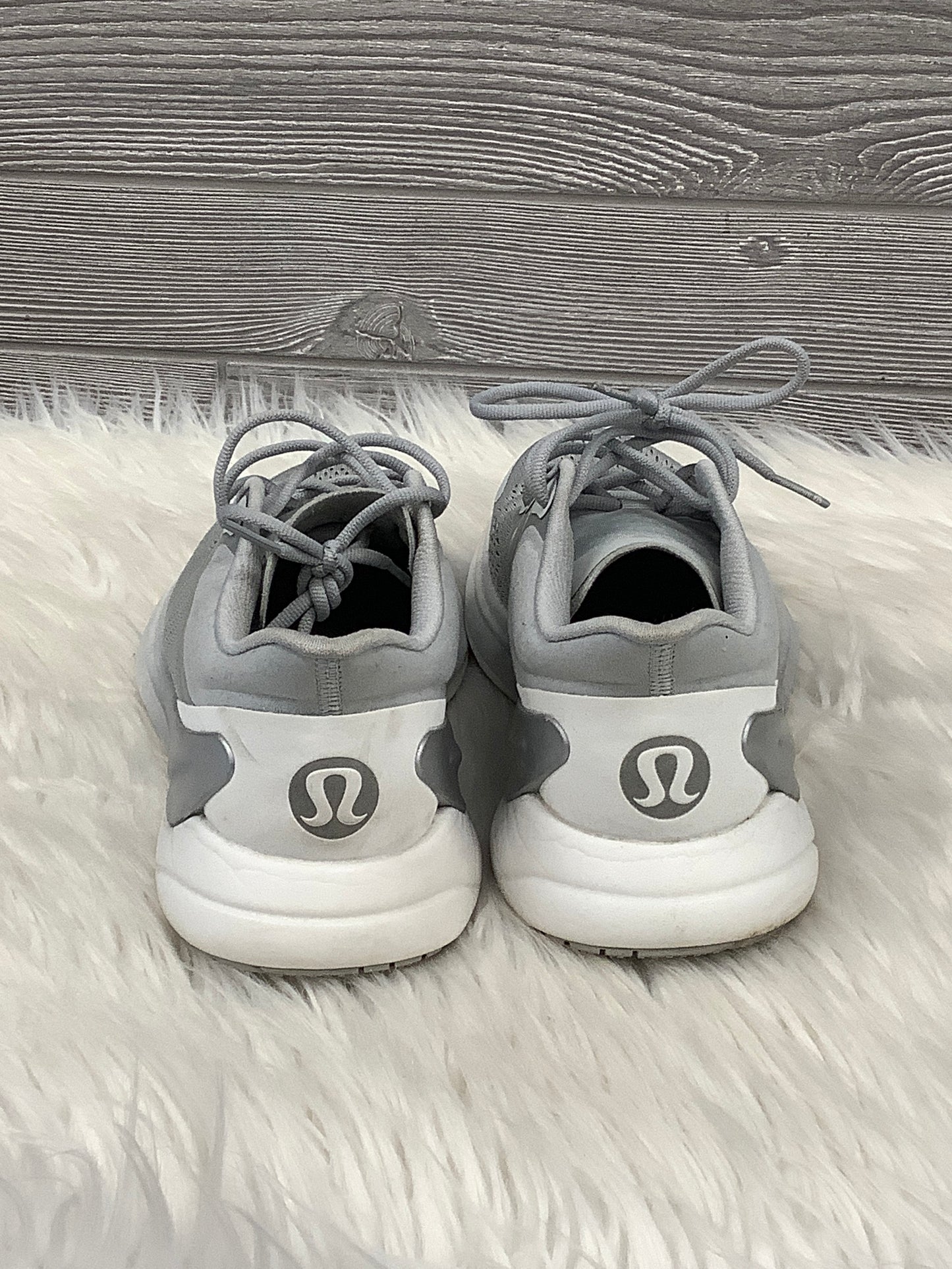 Shoes Athletic By Lululemon In Silver, Size: 7.5