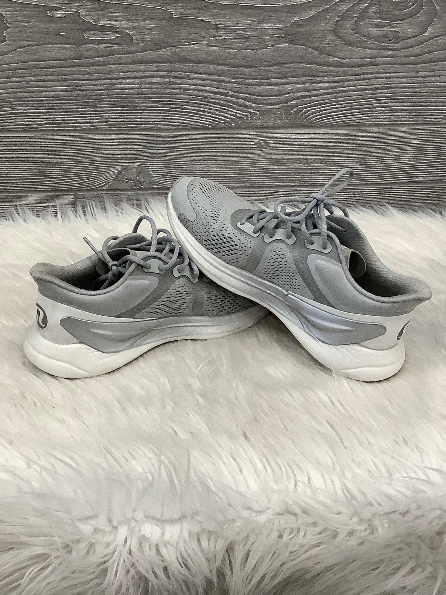 Shoes Athletic By Lululemon In Silver, Size: 7.5