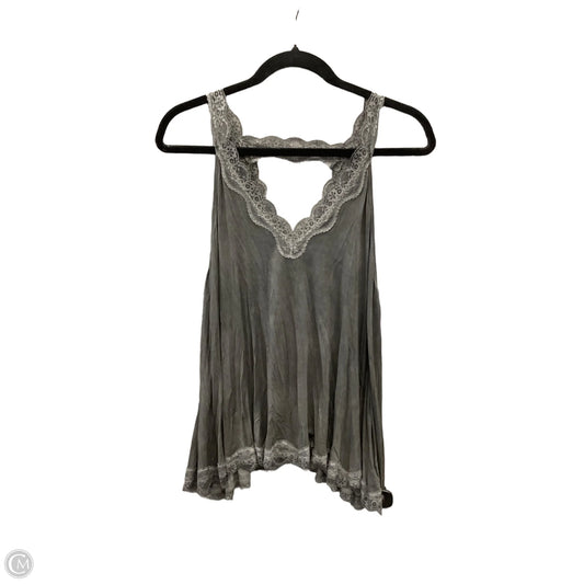Top Sleeveless By Pol In Grey, Size: S