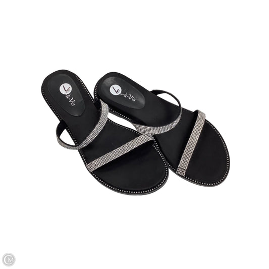 Sandals Flats By Clothes Mentor In Black, Size: 7