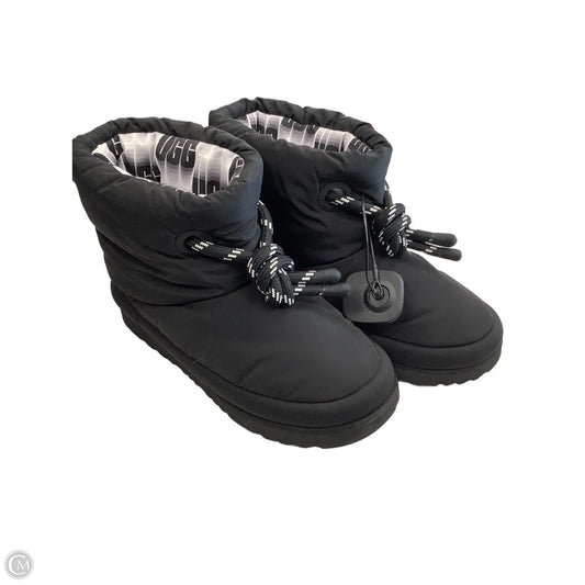Boots Designer By Ugg In Black, Size: 6