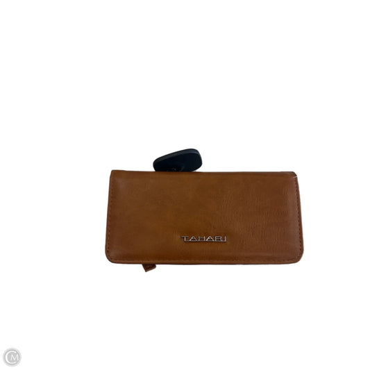 Wallet By Tahari By Arthur Levine, Size: Medium