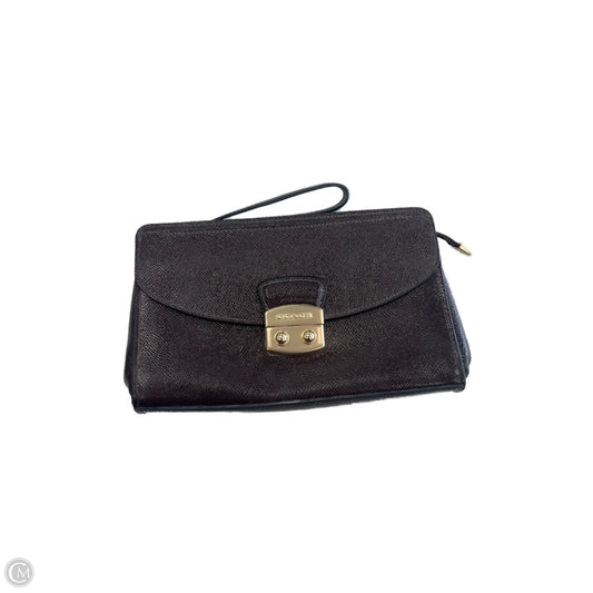 Wristlet Designer By Coach, Size: Medium