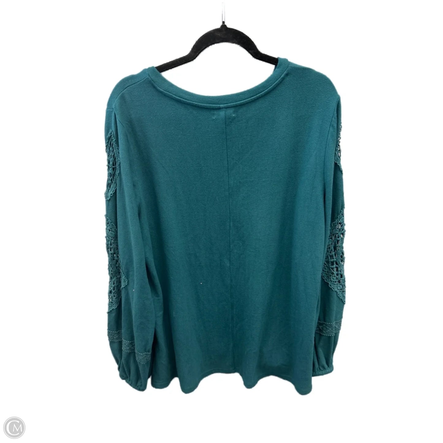 Top Long Sleeve By Maurices In Green, Size: Xl