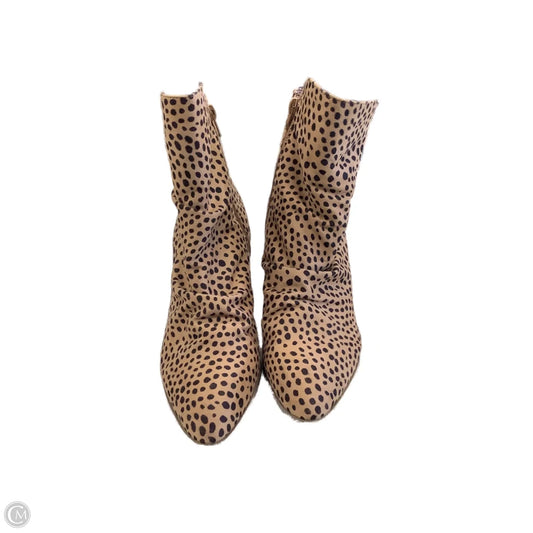 Boots Ankle Flats By Clothes Mentor In Animal Print, Size: 10