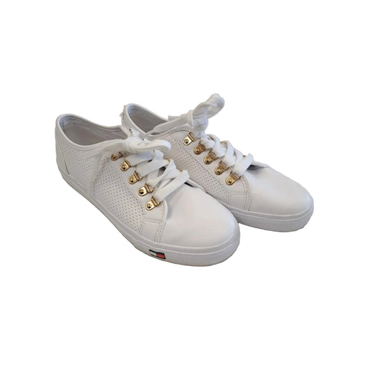 Shoes Sneakers By Tommy Hilfiger In White, Size: 7