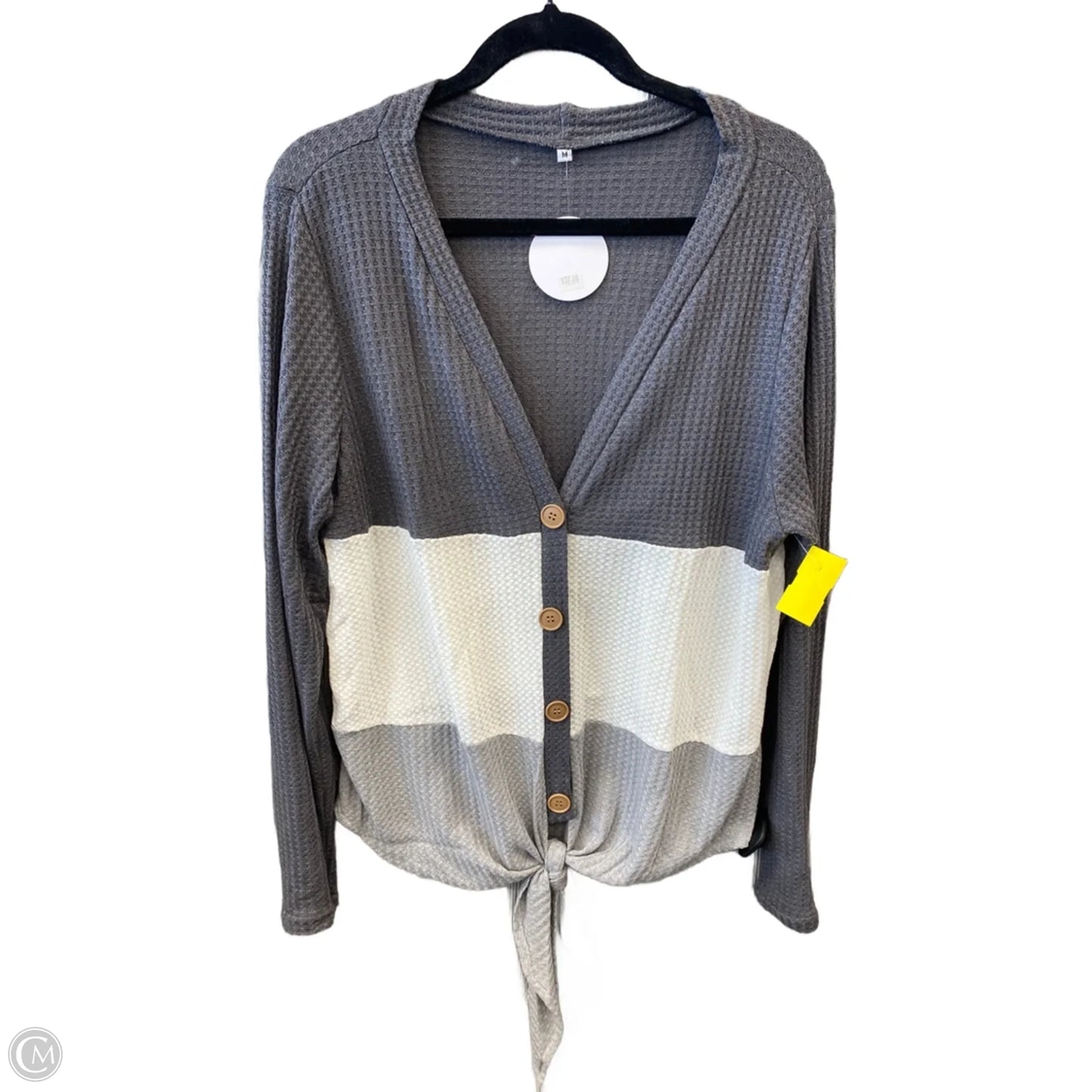 Top Long Sleeve By Clothes Mentor In Grey & White, Size: M