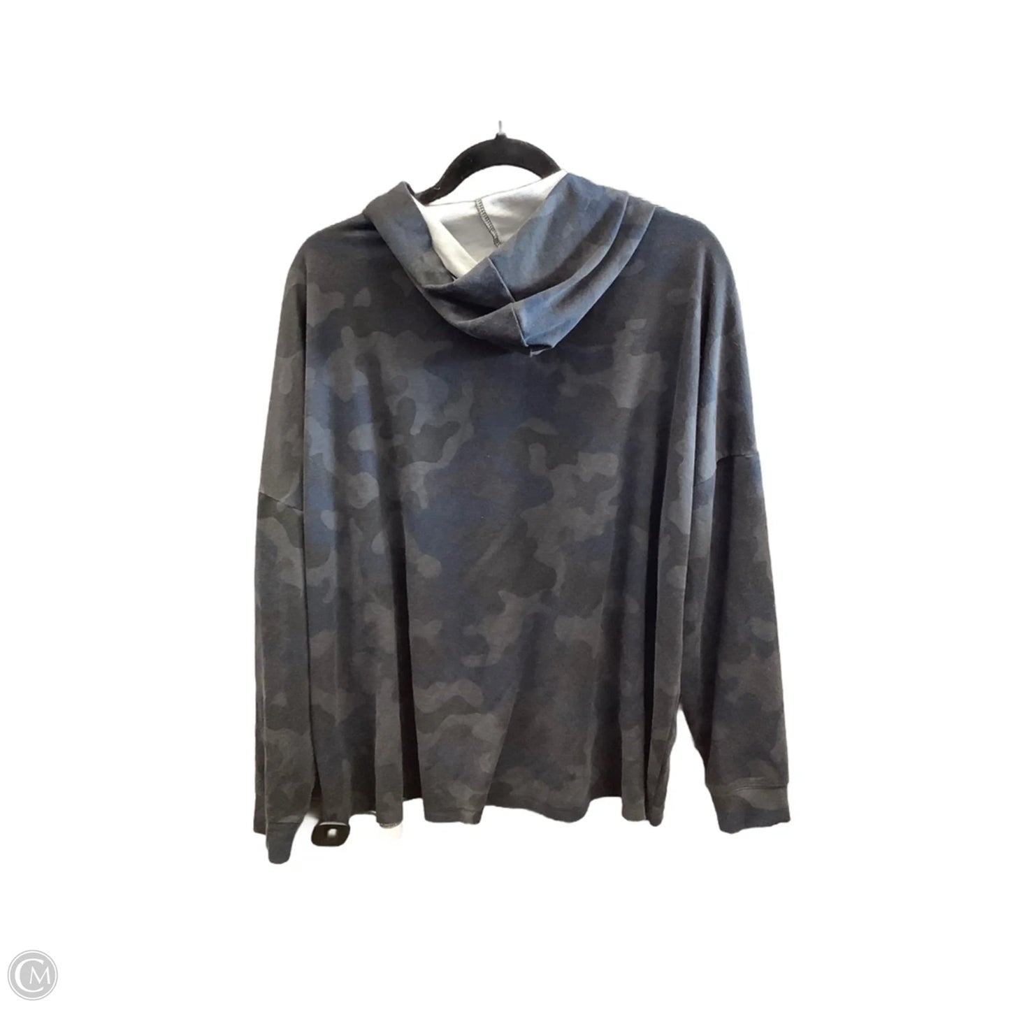 Top Long Sleeve By Cato In Camouflage Print, Size: M