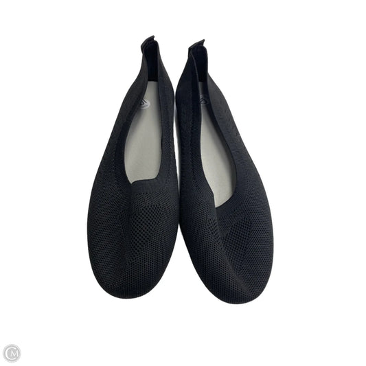 Shoes Flats By Cmf In Black, Size: 10